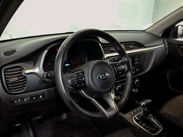 2021 Kia Rio X IV Рестайлинг, серый, 1950000 рублей - вид 15