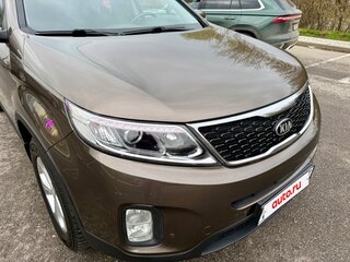 2015 Kia Sorento II Рестайлинг, коричневый, 1530000 рублей, вид 3