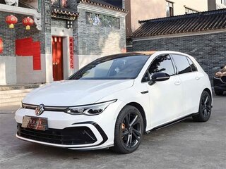 2023 Volkswagen Golf VIII, белый, 1566000 рублей, вид 2