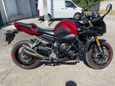 2007 Yamaha FZ1, красный, 490000 рублей, вид 4