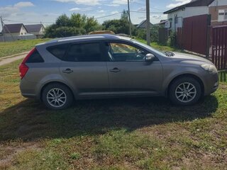 2011 Kia Ceed I Рестайлинг, бежевый, 900000 рублей, вид 4