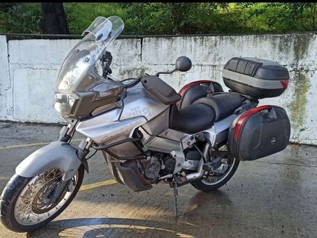 2001 Aprilia ETV 1000 Caponord, серебристый, 450000 рублей, вид 3