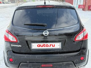2010 Nissan Qashqai I Рестайлинг, чёрный, 880000 рублей, вид 3