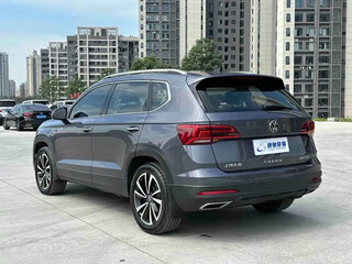 2023 Volkswagen Tharu I, серый, 1630177 рублей, вид 4
