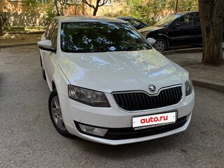 2015 Skoda Octavia III (A7), белый, 1350000 рублей, вид 2