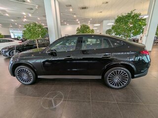2025 Mercedes-Benz GLC Coupe 300 II (C254), чёрный, 8400000 рублей, вид 3