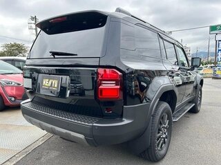 2025 Toyota Land Cruiser Prado 250 Series, чёрный, 7742084 рублей, вид 3