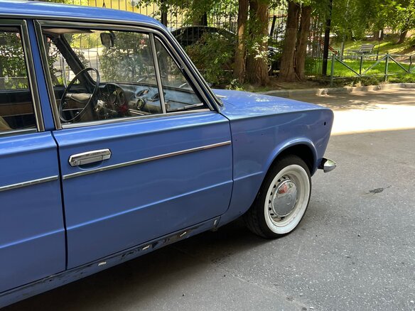1975 Lada (ВАЗ) 2103, фиолетовый - вид 4