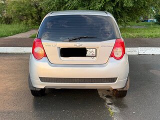 2009 Chevrolet Aveo I Рестайлинг, серебристый, 300000 рублей, вид 3