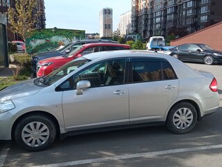 2009 Nissan Tiida Latio I, серый, 650000 рублей, вид 4