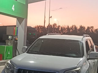 2010 Toyota Land Cruiser Prado 150 Series, белый, 2500000 рублей, вид 1