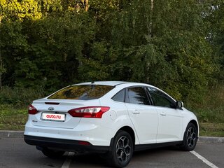 2011 Ford Focus III, белый, 650000 рублей, вид 5