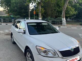 2009 Skoda Octavia DSG7 II (A5) Рестайлинг, белый, 880000 рублей, вид 4