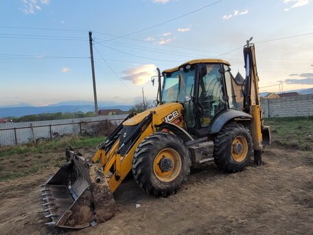 2014 JCB 3CX, жёлтый, 7000000 рублей, вид 1