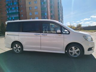 2011 Honda Stepwgn Spada IV, белый, 1395000 рублей, вид 5
