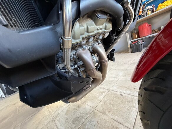 2022 Ducati Multistrada V4, красный, 1500000 рублей - вид 26