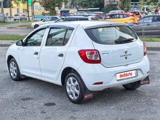 2018 Renault Sandero II Рестайлинг, белый, 525000 рублей, вид 5