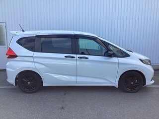 2023 Honda Freed II Рестайлинг, белый, 1330300 рублей, вид 4