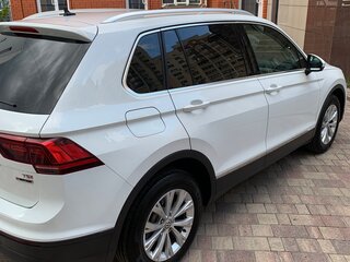 2017 Volkswagen Tiguan II, белый, 1990000 рублей, вид 4