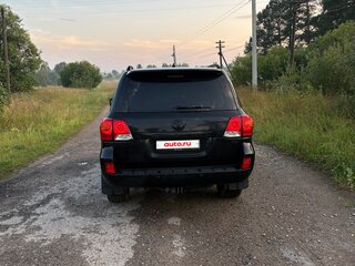 2014 Toyota Land Cruiser 200 Series Рестайлинг 1, чёрный, 3300000 рублей, вид 4