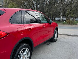 2013 Porsche Cayenne Diesel II (958), красный, 3000000 рублей, вид 5
