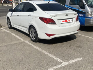 2015 Hyundai Solaris I Рестайлинг, белый, 770000 рублей, вид 1