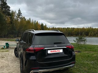 2021 Mercedes-Benz GLE 300 d II (V167), чёрный, 5000000 рублей, вид 3