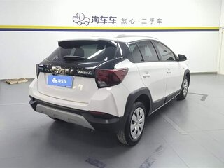 2022 Toyota Yaris Cross I, белый, 1250000 рублей, вид 3