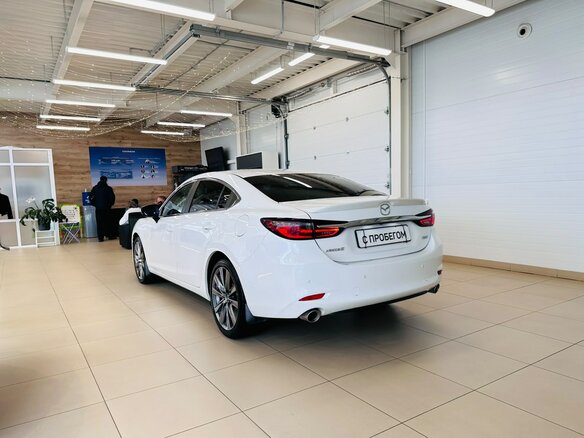 2019 Mazda 6 III (GJ) Рестайлинг 2, белый, 2729000 рублей - вид 4