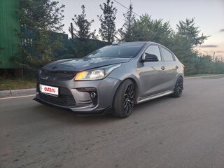 2019 Kia Rio IV, серый, 1200000 рублей, вид 3