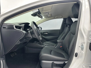 2022 Toyota Corolla XII (E210), белый, 1400500 рублей, вид 5