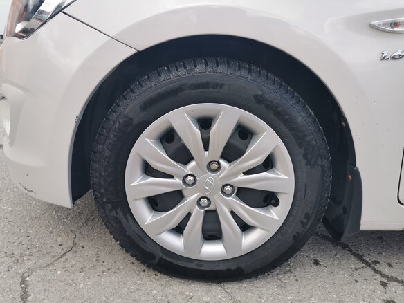 2015 Hyundai Solaris I Рестайлинг, бежевый, 950000 рублей - вид 9