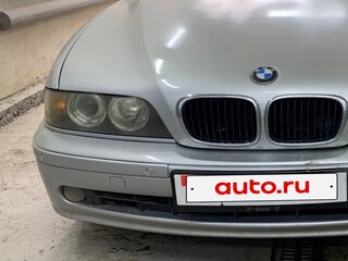 2003 BMW 5 серии 530i IV (E39) Рестайлинг, серебристый, 430000 рублей, вид 3