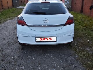 2008 Opel Astra GTC H Рестайлинг, белый, 380000 рублей, вид 4