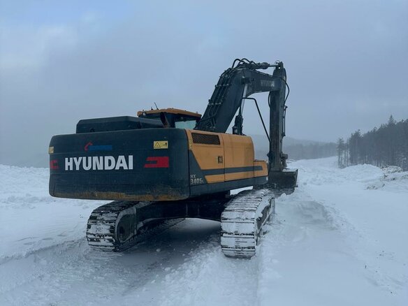 2021 Hyundai HX340SL, чёрный, 7000000 рублей - вид 1