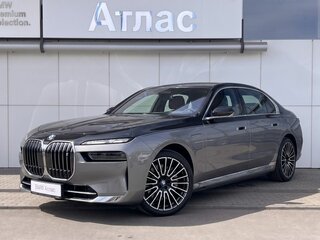 BMW i7 xDrive60 I (G70)