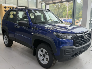 2026 Lada (ВАЗ) Niva Travel I Рестайлинг, синий, 1618000 рублей, вид 1