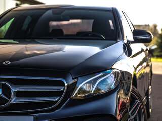 2018 Mercedes-Benz E-Класс 200 V (W213, S213, C238), чёрный, 3144852 рублей, вид 2