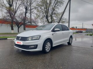 2018 Volkswagen Polo V Рестайлинг, белый, 1025000 рублей, вид 2