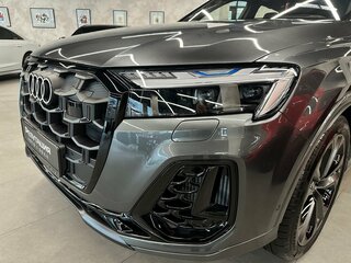 2025 Audi Q7 55 TFSI II (4M) Рестайлинг 2, серый, 12970000 рублей, вид 2
