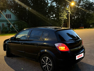 2005 Opel Astra H, чёрный, 370000 рублей, вид 2