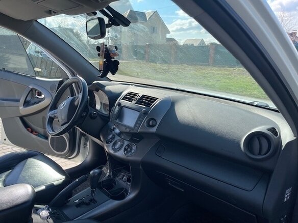 2010 Toyota RAV4 III (XA30) Рестайлинг, белый, 1800000 рублей - вид 9