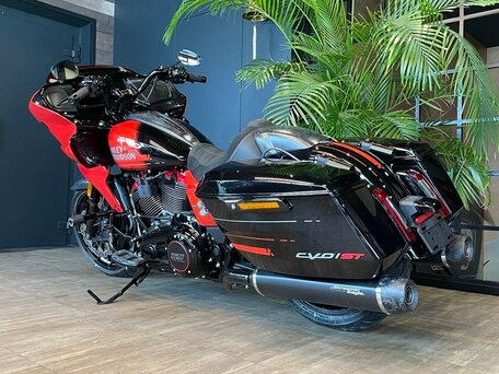 2026 Harley-Davidson CVO Road Glide ST, оранжевый, 6950000 рублей, вид 5
