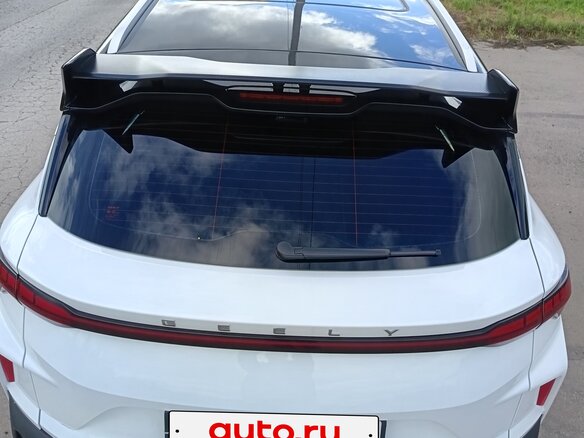 2024 Geely Coolray (Binyue Cool) I Рестайлинг, белый, 2000000 рублей - вид 3