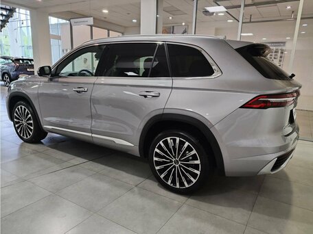 2026 Geely Monjaro I, серебристый, 4954990 рублей, вид 4