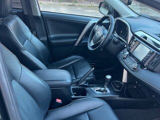 2017 Toyota RAV4 IV (XA40) Рестайлинг, чёрный, 2100000 рублей, вид 3