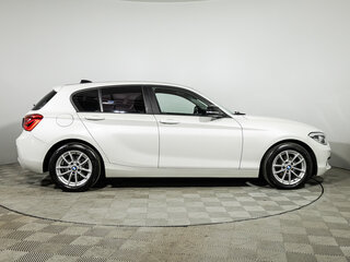 2017 BMW 1 серии 118i II (F20/F21) Рестайлинг, белый, 1749700 рублей, вид 4