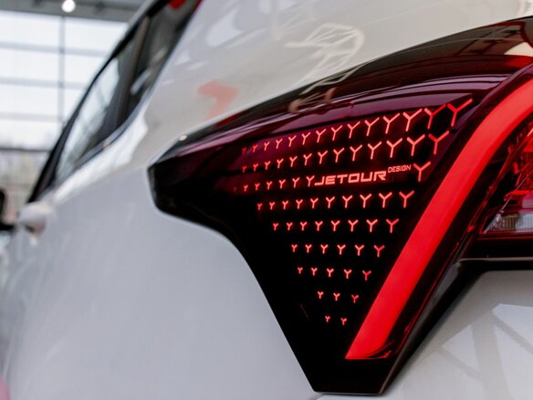 2026 Jetour X70+ I Рестайлинг, белый, 3069000 рублей - вид 10