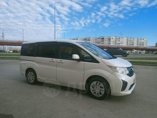 2015 Honda Stepwgn V, белый, 1550000 рублей, вид 4
