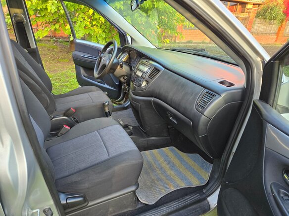 2004 Mazda MPV II (LW) Рестайлинг, серебристый, 270000 рублей - вид 4